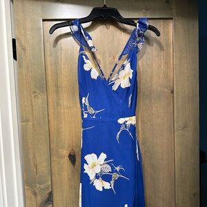Lulu’s hi-low wrap dress